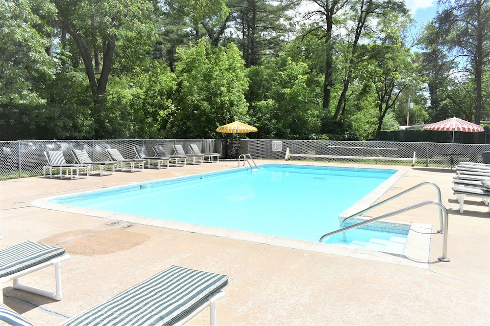 Lake Aire Motel - photo 12