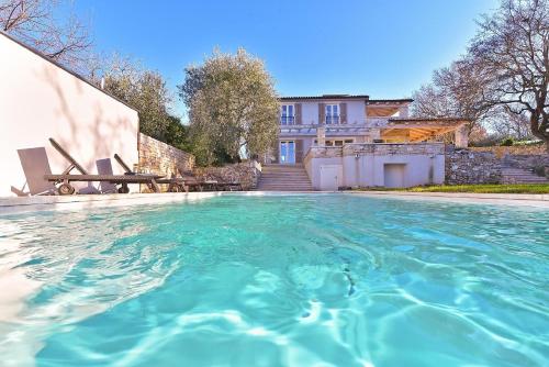 Stancija Baladur in Rakovci 3 Häuschen für insgesamt 6 Personen Baladur 3 in Porec, Croatia