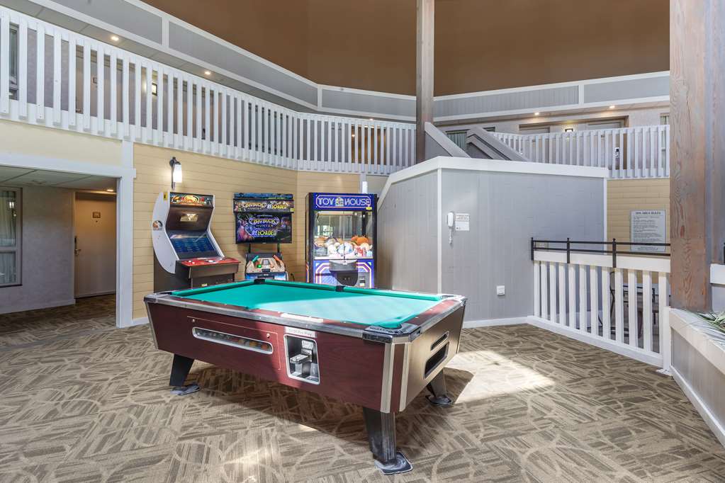 Best Western Plus Steeplegate Inn - photo 7