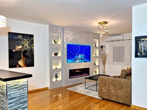 Apartment Queen private parking — 4-Star Luxury Hotel in Osijek, Croatia