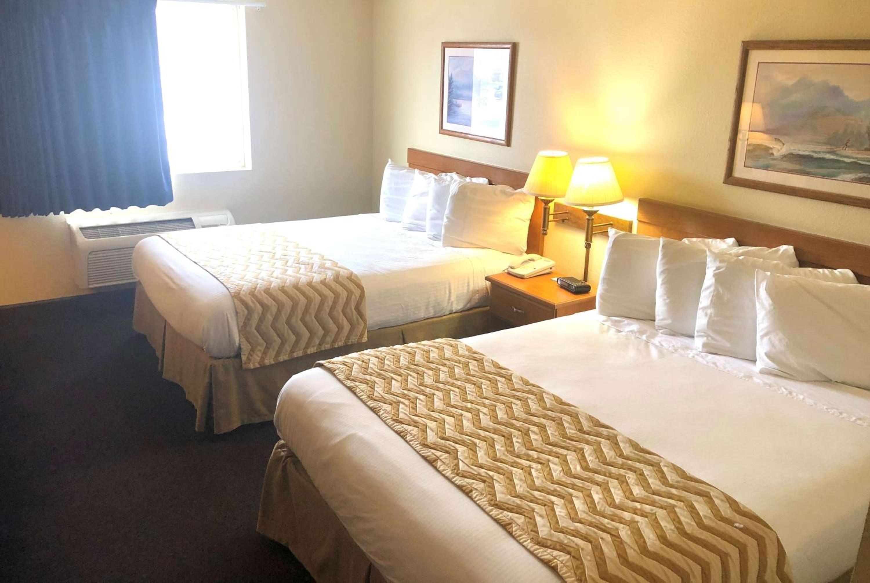 Travelodge by Wyndham Grand Island - photo 16