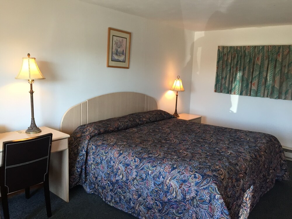 Daniels Motel - photo 8