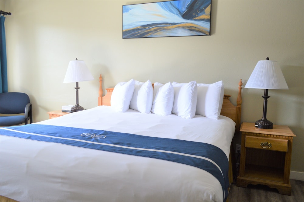 Travelodge by Wyndham Fort Bragg - photo 14