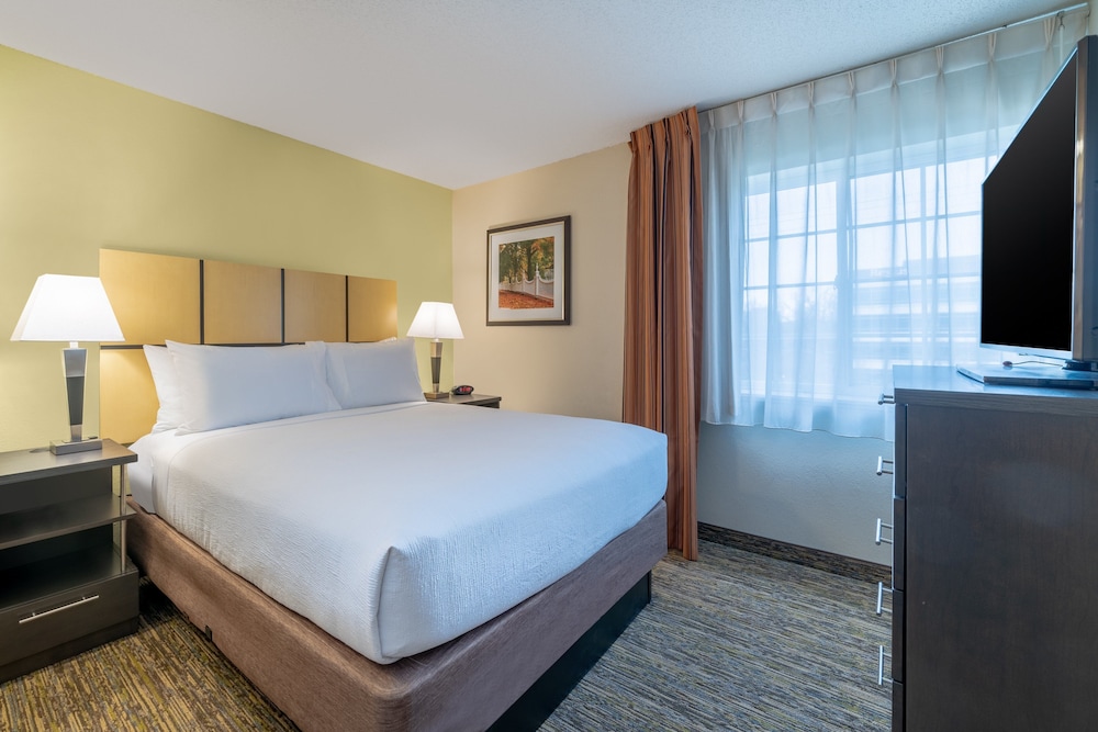 Candlewood Suites Herndon by IHG - photo 11