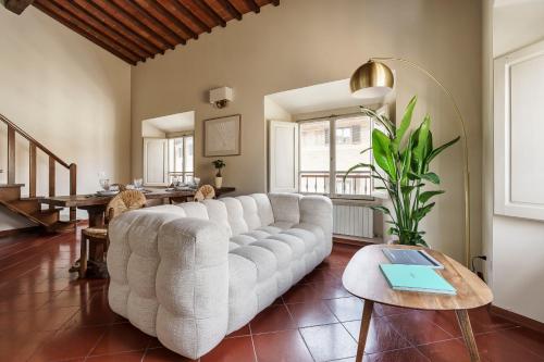 Holiday AD Rondinelli Firenze — 4-Star Luxury Hotel in Florence, Italy