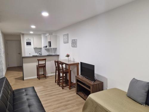 Nuevo opción parking hasta 5 personas — 4-Star Luxury Hotel in Montevideo, Uruguay