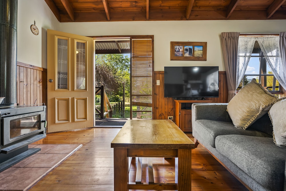 StayAU 2BR Yarra Valley Cottage — 4-Star Luxury Hotel in Badger Creek, Australia