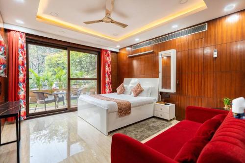 Tim Sector 51 Artemis Hospital 1 Min Walk Fortis & Medanta 4 Mins Drive