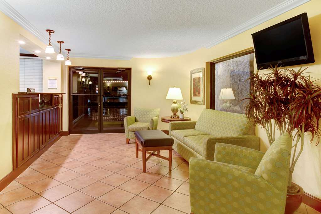 Days Inn by Wyndham Kissimmee West - photo 4
