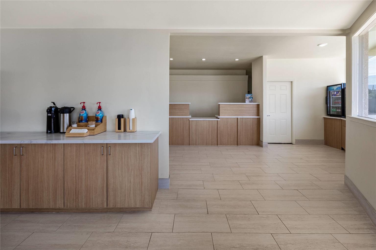 Ramada by Wyndham Merced - photo 6