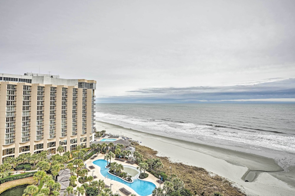 Resort Amenities and Boardwalk Beachfront Condo - photo 2