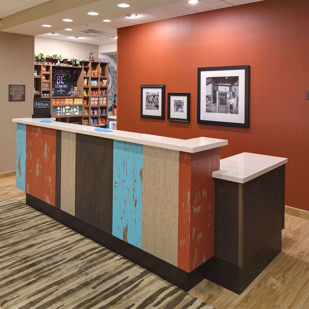 Hampton Inn & Suites Murrieta Temecula - photo 5