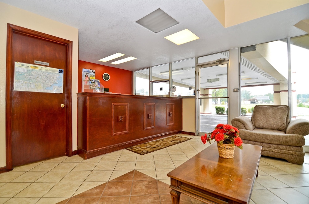 Americas Best Value Inn Smithfield - photo 4