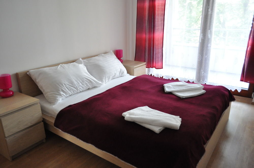 Bright spacious apartment — 4-Star Luxury Hotel in Prague, Czech Republic