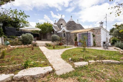 I Trulli di Zizì — 4-Star Luxury Hotel in Fasano, Italy
