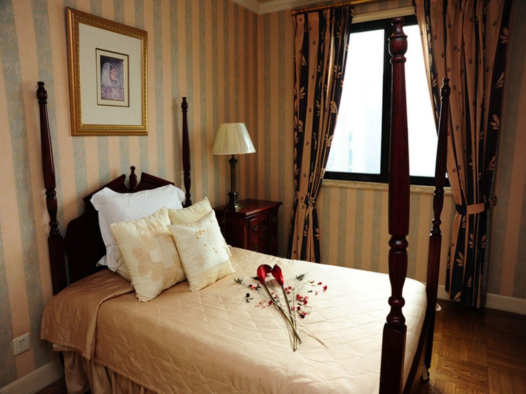 Patina Court All Suite — 4-Star Luxury Hotel in Shanghai, People's Republic of China
