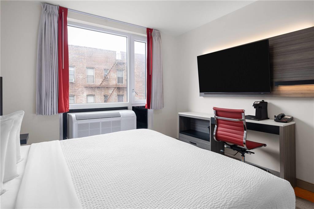 Ramada by Wyndham Brooklyn Near Flatbush - photo 13