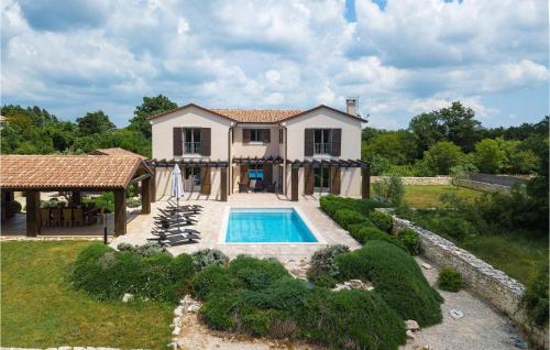 Villa Santi — 4-Star Luxury Hotel in Rovinj, Croatia
