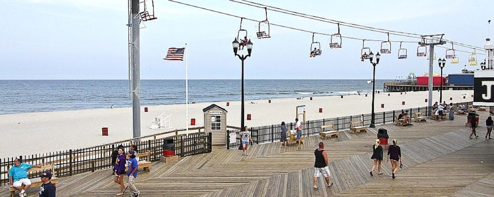 Boardwalk Sand & Surf Inn Oceanfront - photo 56