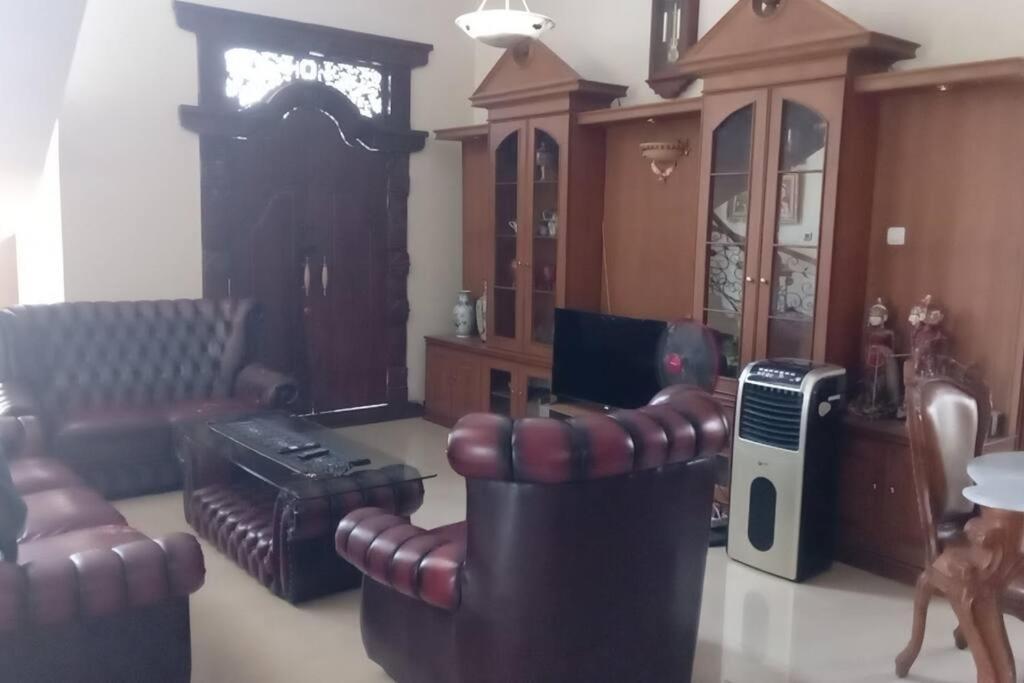 Homestay Kenari Pusat Kota — 4-Star Luxury Hotel in Yogyakarta, Indonesia