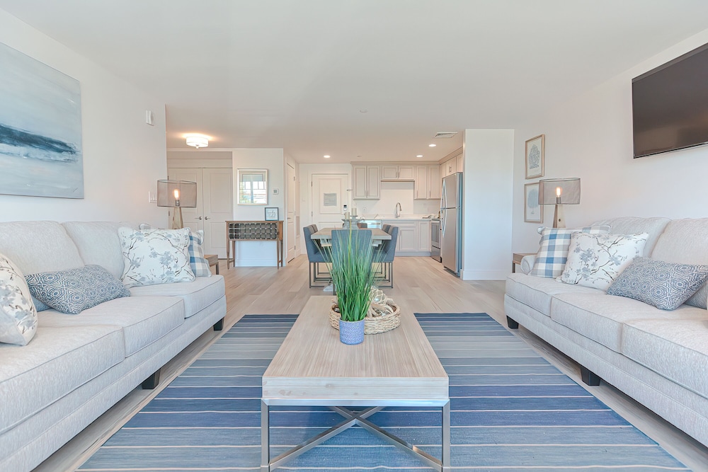 Harbourtown Suites - photo 46