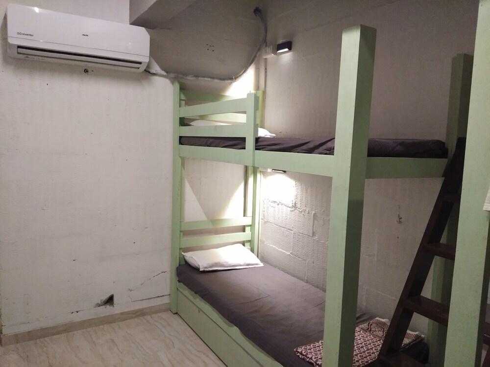 Oscar Dormitory — Ahmedabad — photo 2