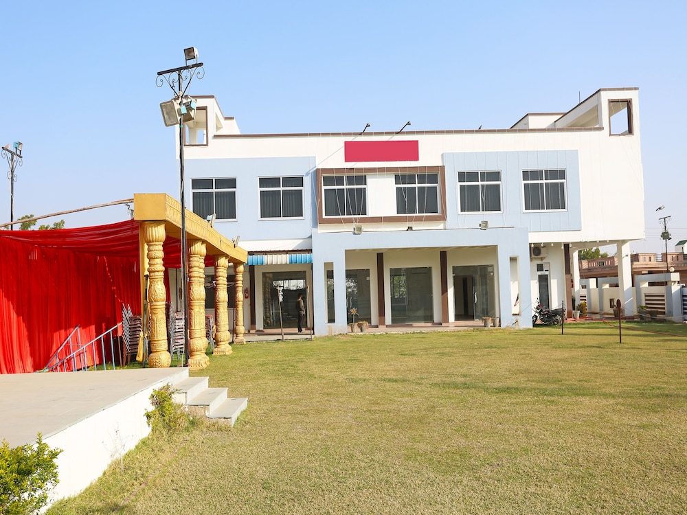 Oyo 11484 Hotel Shivam — Ajmer