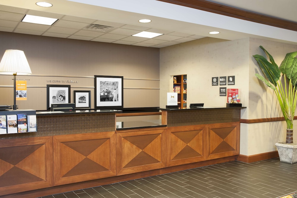 Hampton Inn and Suites Indianapolis Fishers - photo 2