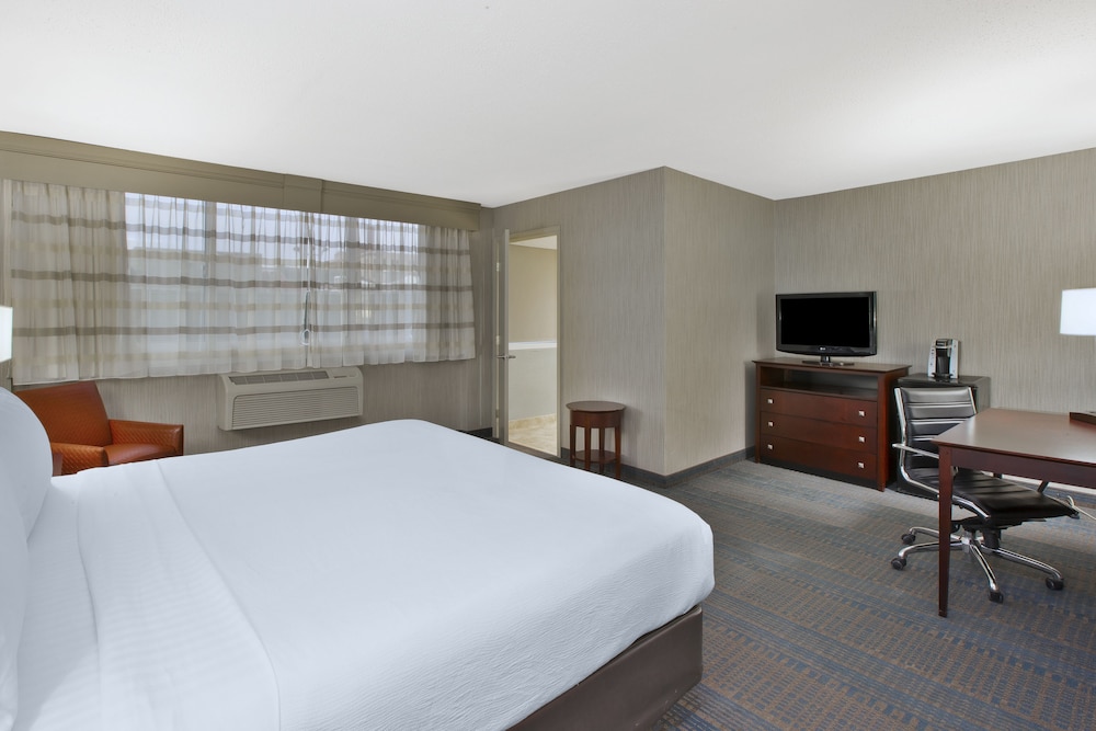 Holiday Inn Columbus Dwtn Capitol Square by IHG - photo 16