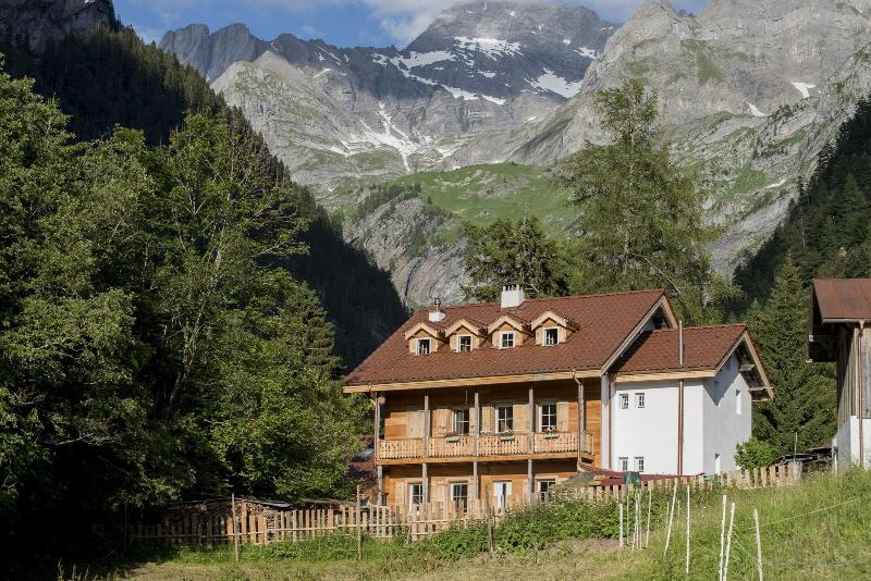 Riversong Centre Thermal - last minute hotel in Bex