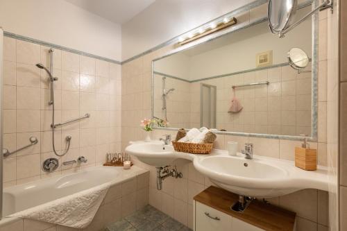 Hochfeldalm in Sankt Johann In Tirol, Austria