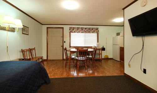 Biarritz Motel & Suites - photo 8