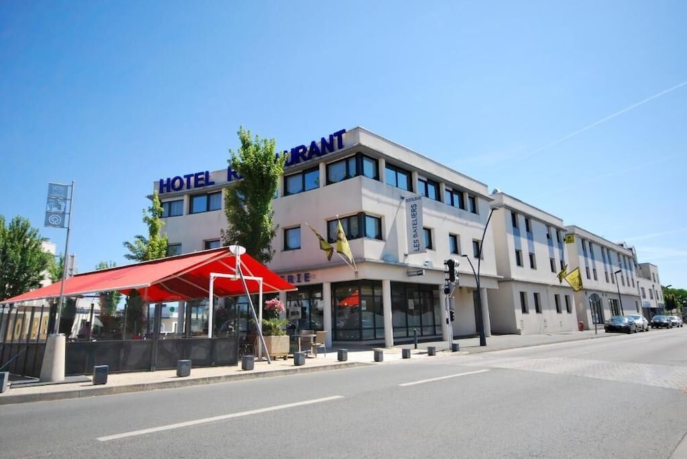 Hotel de Loire - last minute hotel in Trelaze