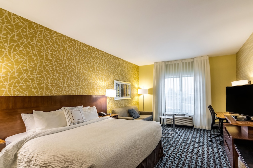 Fairfield Inn & Suites by Marriott Butte - photo 6