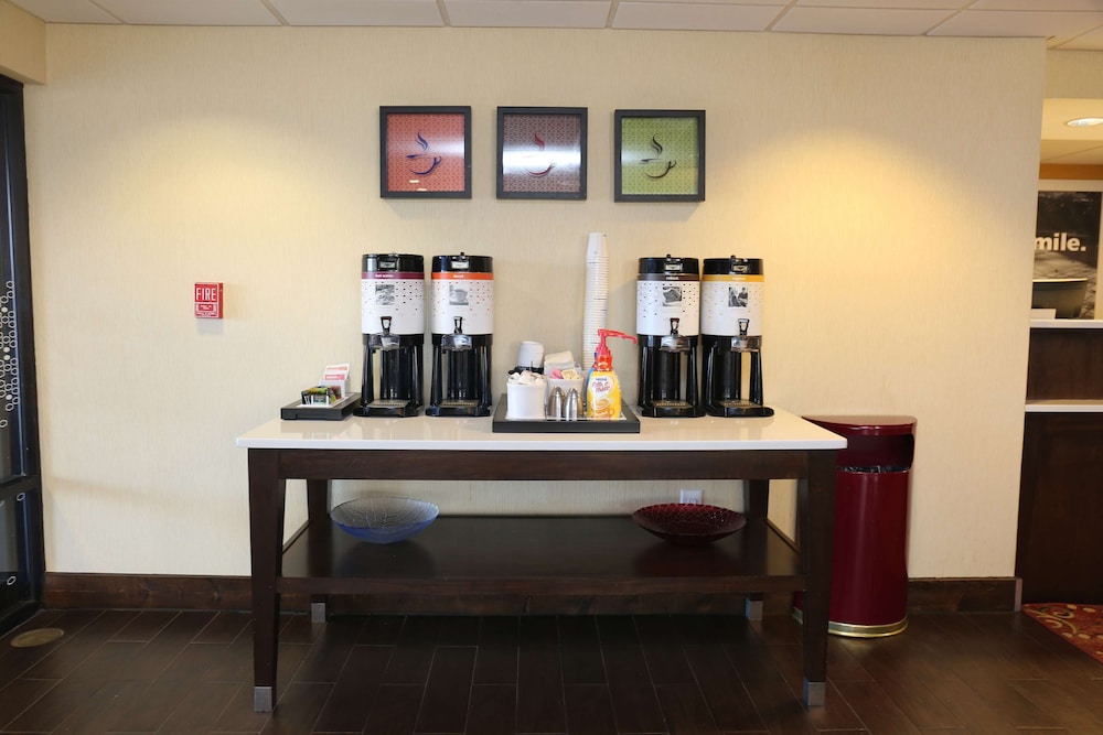 Hampton Inn Sumter - photo 6