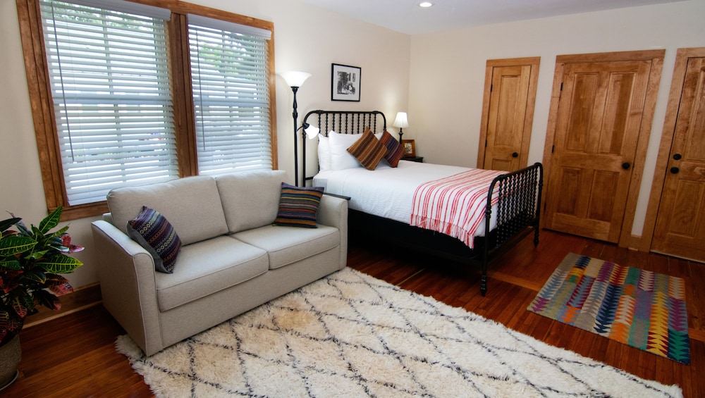 Sweetwater Branch Inn - photo 104