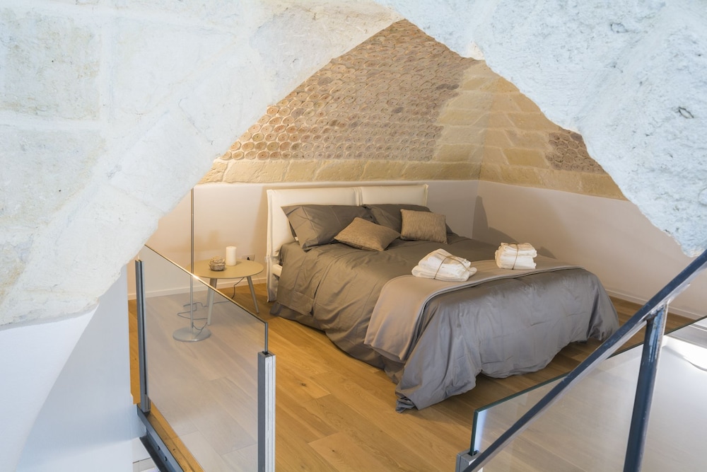 Borgorosa Dimora in Puglia — hotel in Andria
