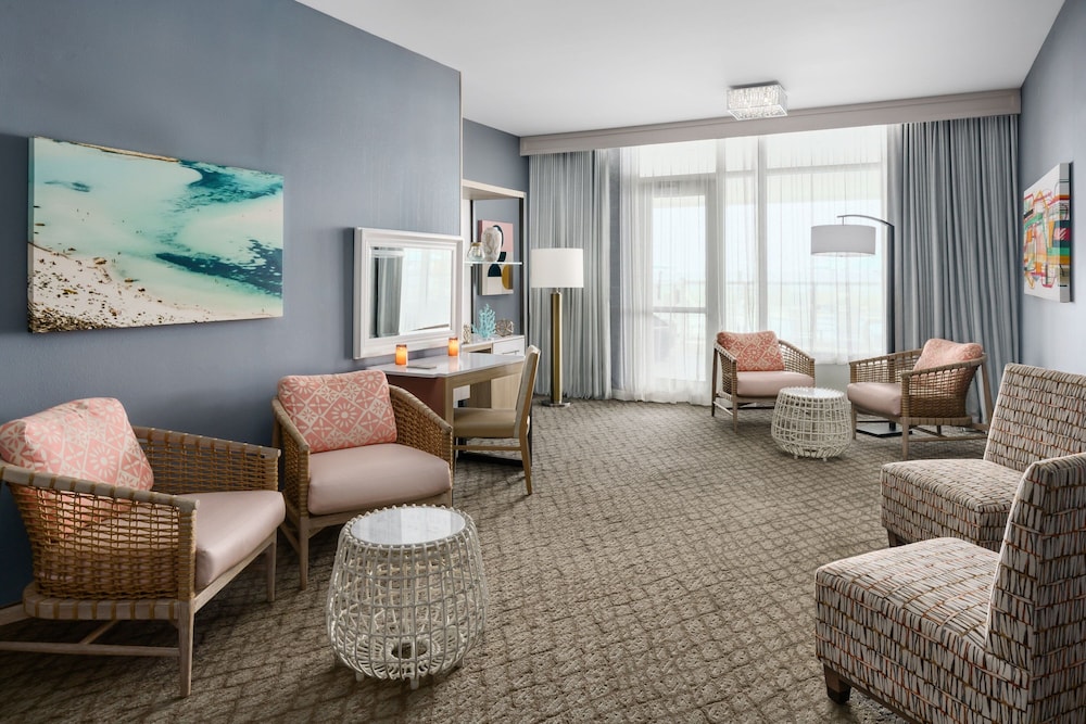 SpringHill Suites by Marriott Panama City Beach Beachfront - photo 45