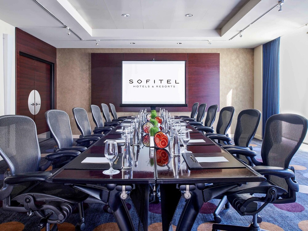Sofitel Chicago Magnificent Mile - photo 53