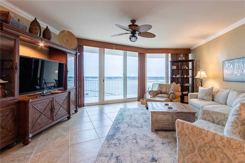 Caribe B802 Condo 3 Bedrooms 3 Bathrooms Condo — 4-Star Luxury Hotel in Orange Beach, United States