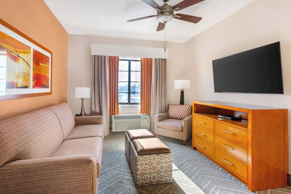 Hilton Vacation Club Varsity Club Tucson - photo 20