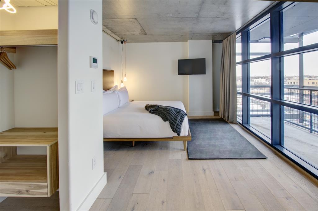 The Boro Hotel - photo 2