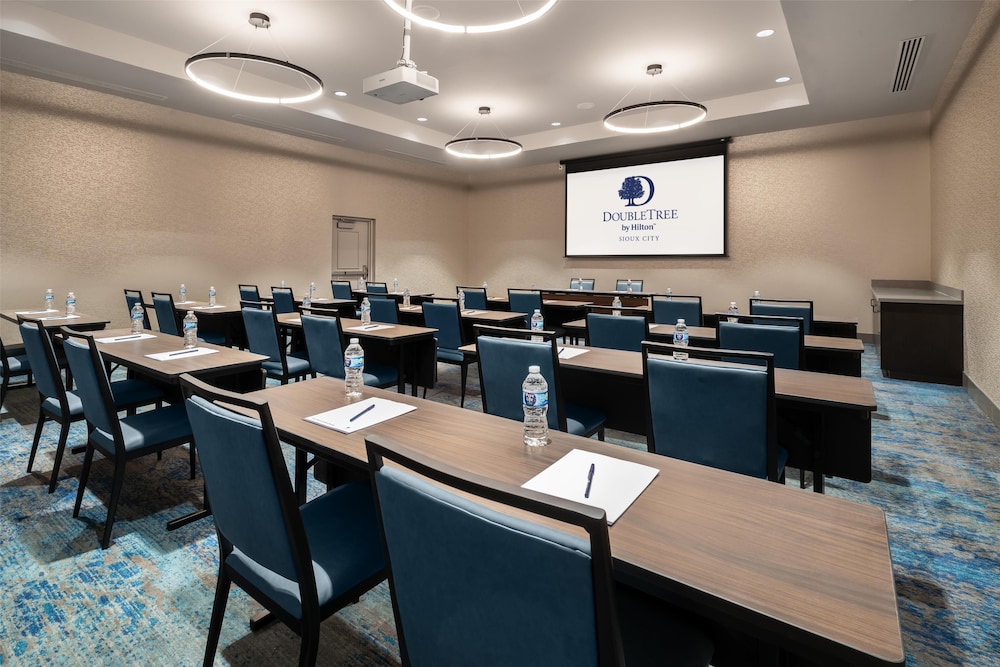 DoubleTree by Hilton Sioux City - photo 31