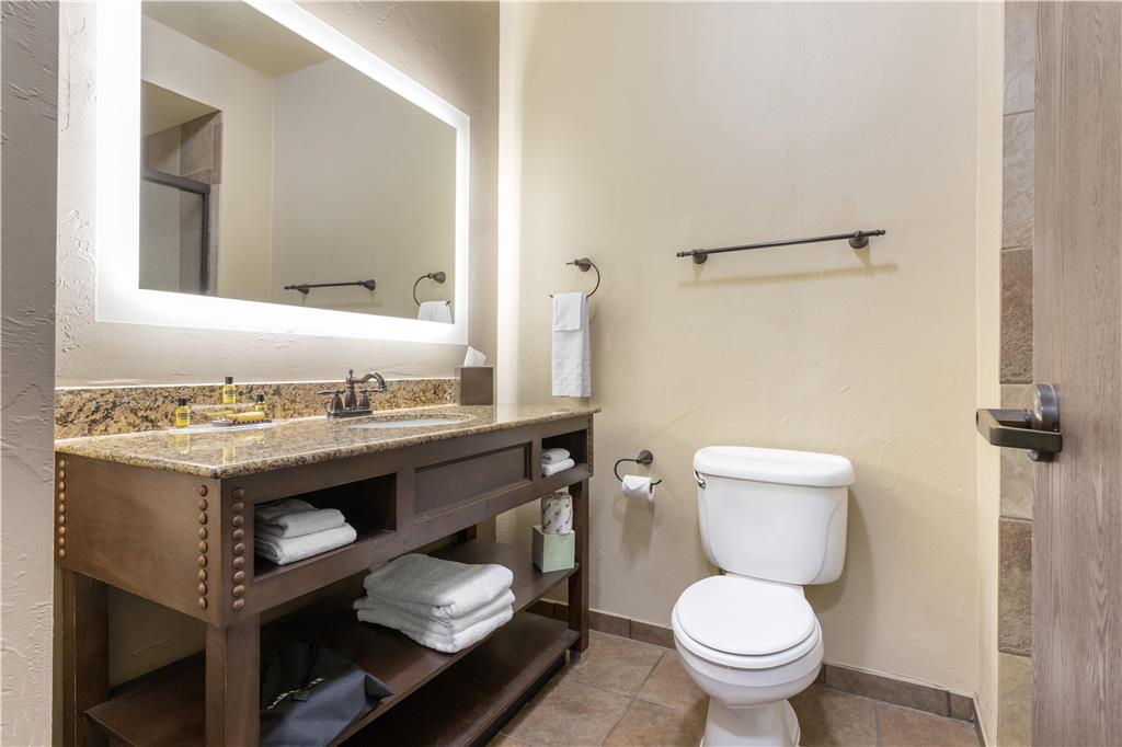 Best Western Plus Cimarron Hotel & Suites - photo 54