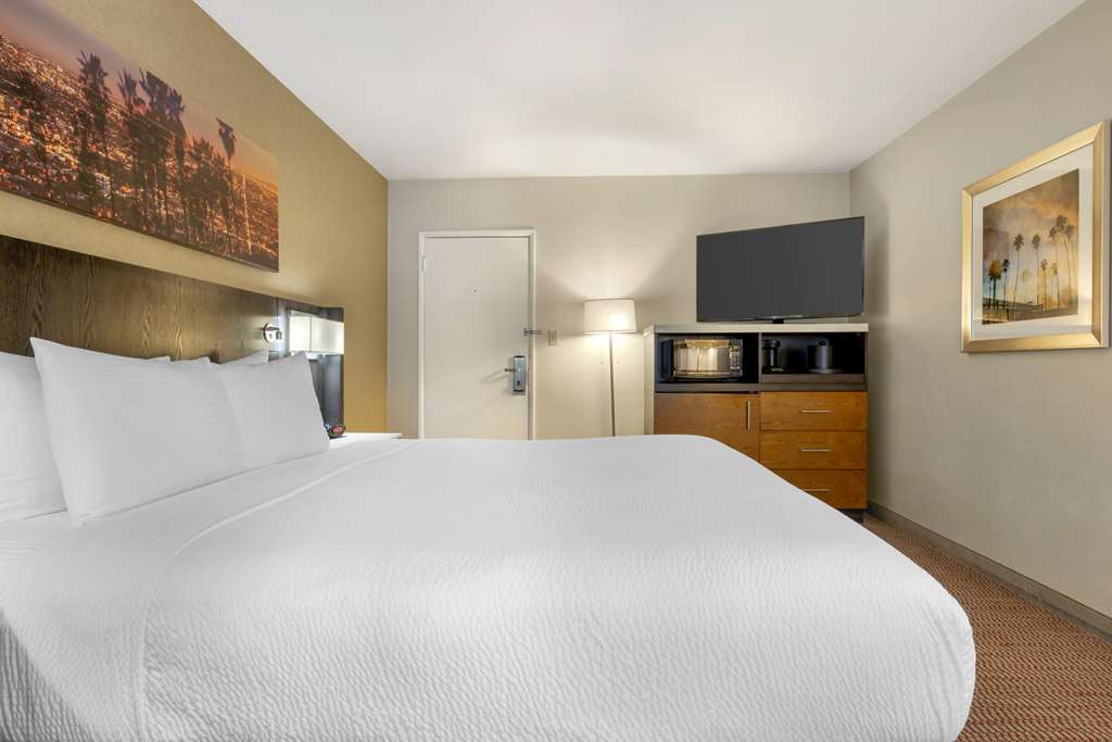 Best Western Royal Palace Inn & Suites - photo 10