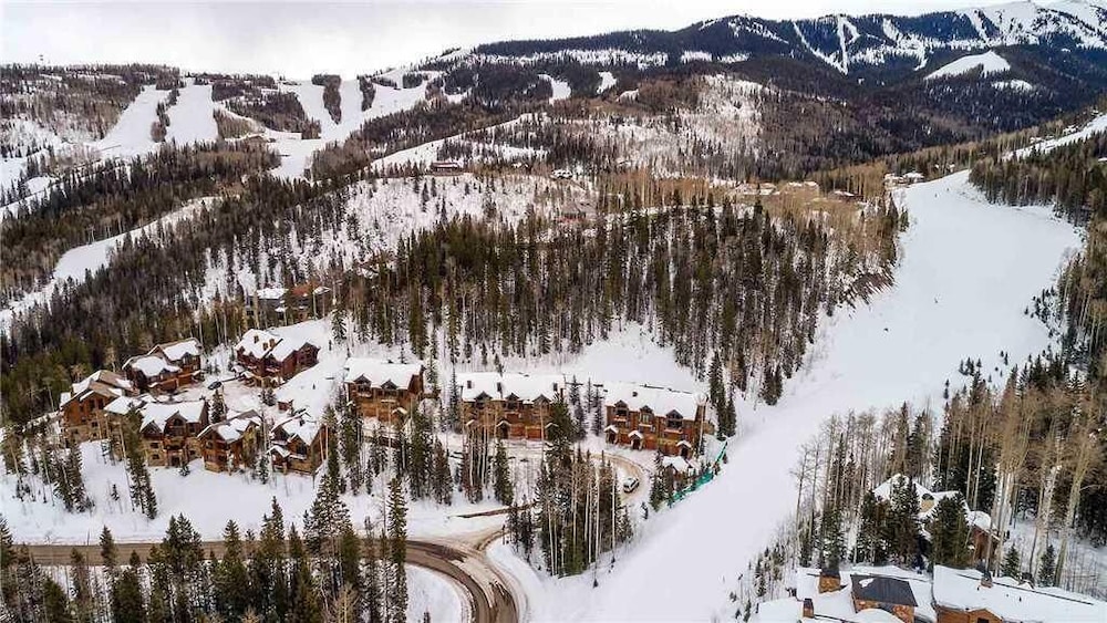 Sundance Grand Overlook By Telluride Resort Lodging - photo 44