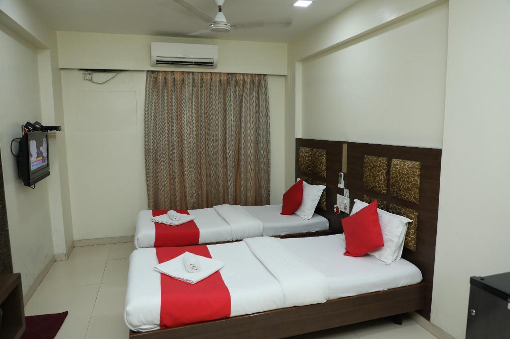 Hotel Rishi Residency Mumbai