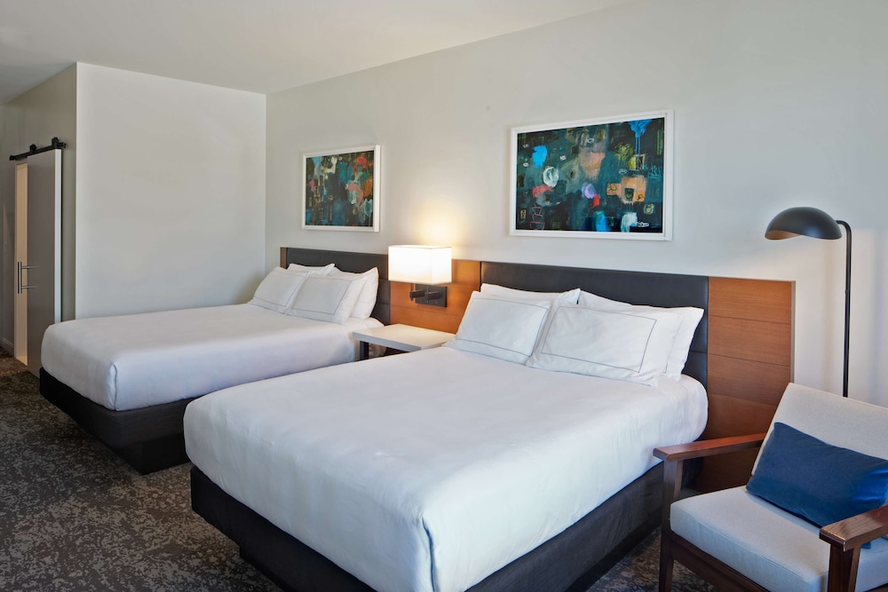 The Fort Sutter Sacramento Tapestry Collection by Hilton - photo 12