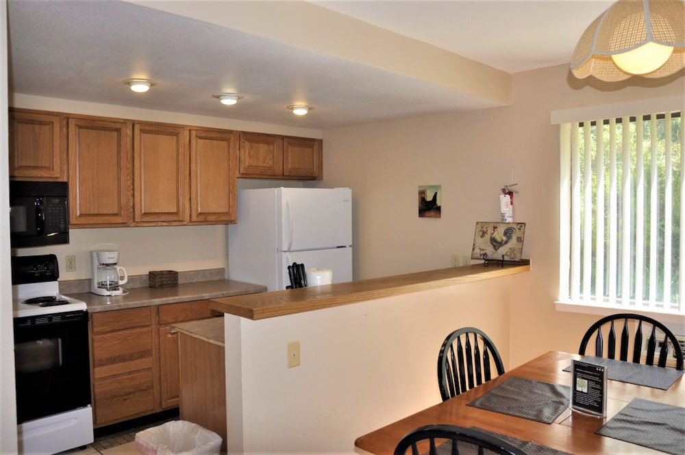 Pinecliff Village Resort - photo 44