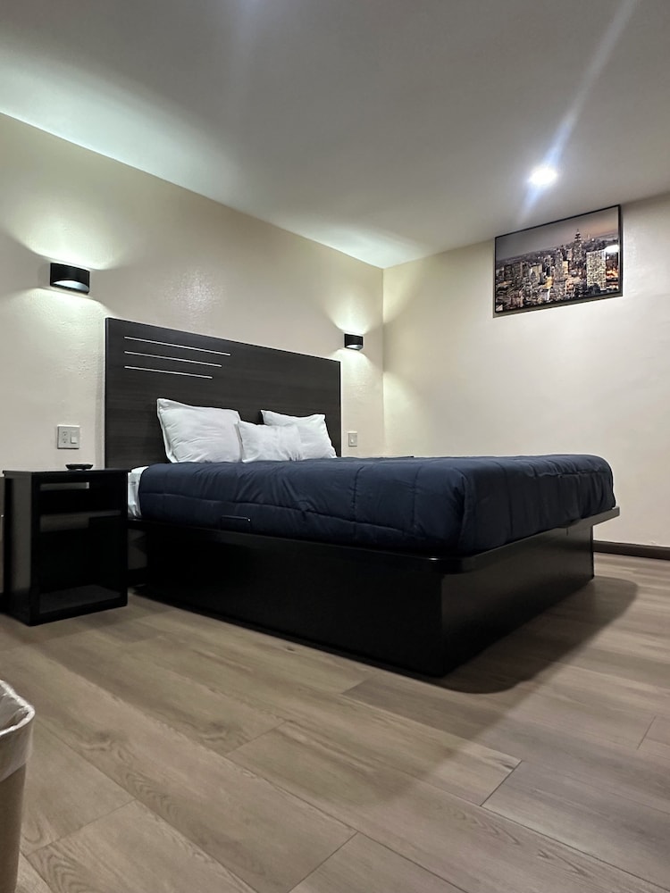 Del Aire Inn Lax - photo 15